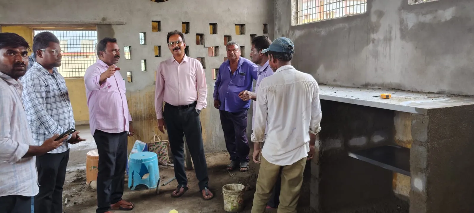 ఆశ్రమ పాఠశాలలను సందర్శించిన ఐటీడీఏ ప్రాజెక్టు డైరెక్టర్